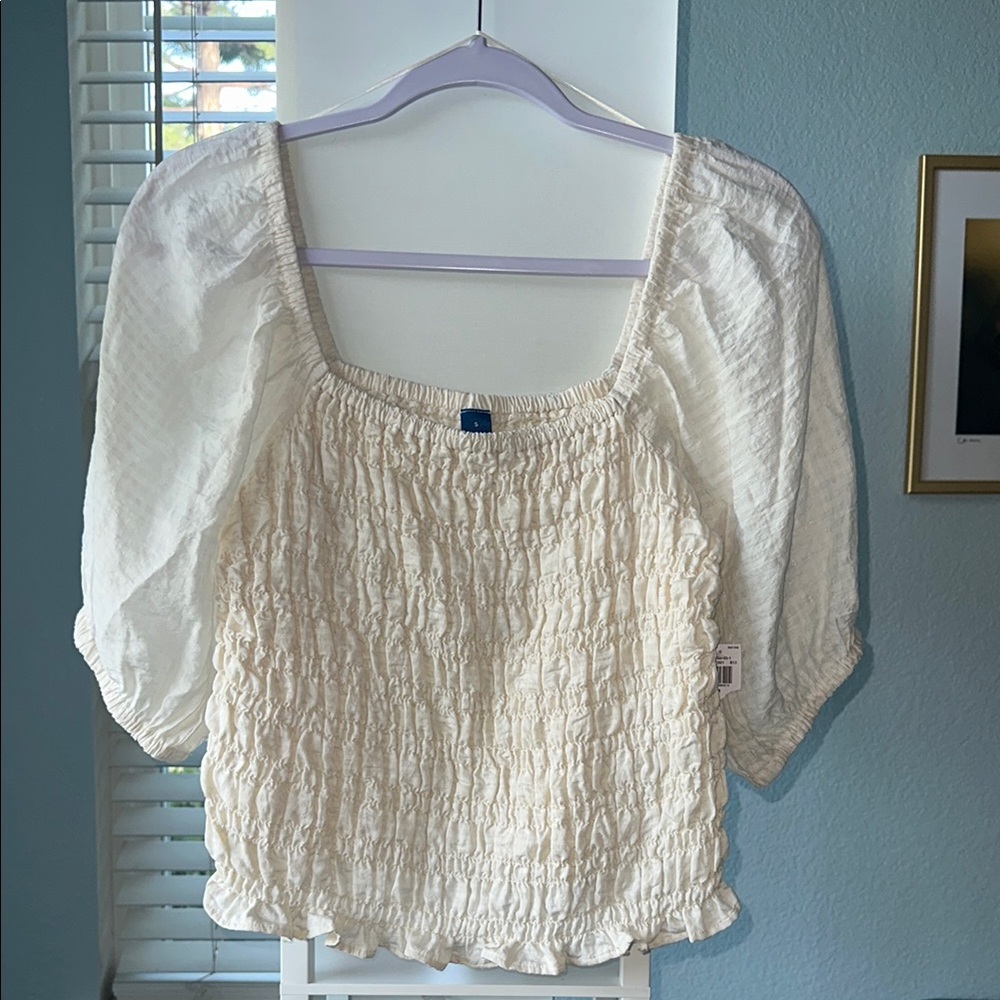Cream Puff Sleeve Smocked Blouse